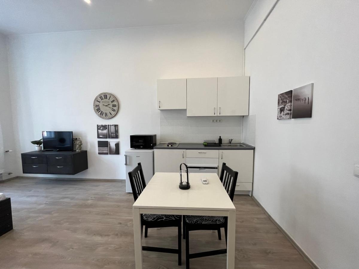 D58 Superior Apartments In The City Center Будапеща Екстериор снимка